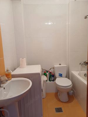 Ofer spre Inchiriere apartament Confort City - imagine 2