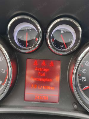 Opel Astra J, benzina 1.4 turbo 140cp, an 2010 - imagine 5