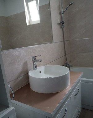 Oferim apartament 3 camere decomandat zona Tei - imagine 2