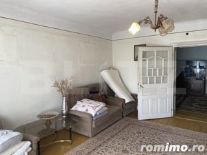 Casa de vanzare cu 4 camere, 10 min fata de centru (Primarie) - imagine 2