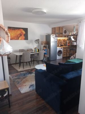 Vand schimb apartament 2 camere - imagine 5