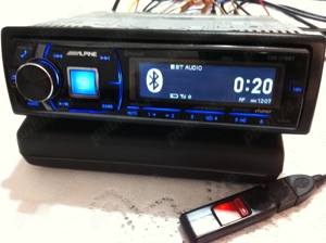 Vand Player Alpine CDE-203BT  Kenwood KDC-BT45U   iPod iPhone USB (statie - imagine 4