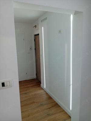 Vând apartament renovat Narcisa 3camere(Bucegi) - imagine 5