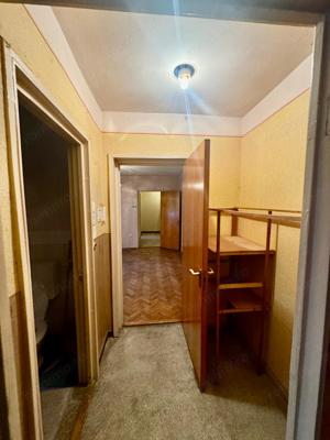 Apartament 2 camere,parter, zona Aleea Crinilor