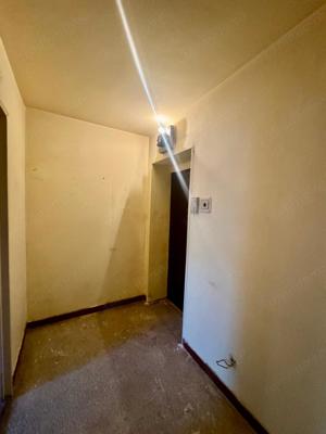 Apartament 2 camere,parter, zona Aleea Crinilor - imagine 8