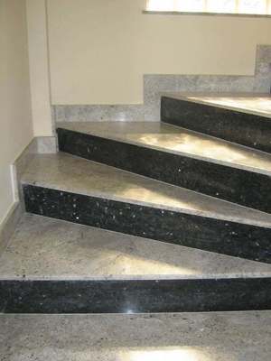 Prelucram trepte din granit,marmura,travertin - imagine 5