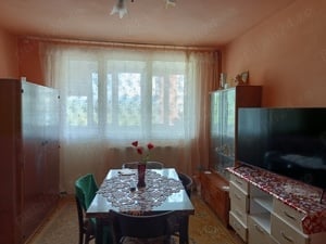 Vând urgent apartament în Vulcan-HD - imagine 2