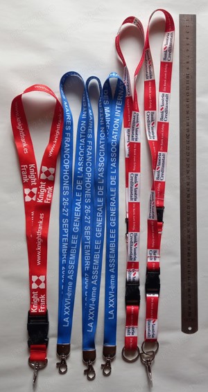 Sireturi cu carabine pentru ecusoane ,chei ,token -uri si accesorii