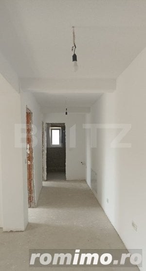 Apartament cu 3 camere, 71mp, loc de parcare inclus, zona Torontalului - imagine 2