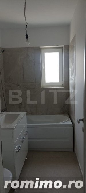 Apartament cu 3 camere, 64mp, loc de parcare inclus, zona Torontalului - imagine 3