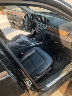 Mercedes E220 CDI automata - imagine 9 Mercedes E220 CDI automata - imagine 9