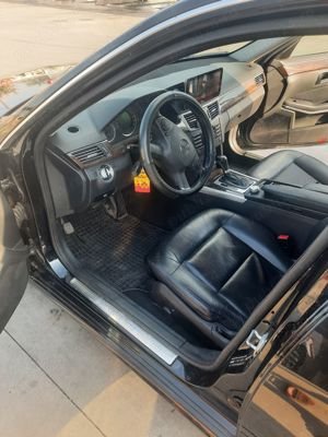 Mercedes E220 CDI automata - imagine 3 Mercedes E220 CDI automata - imagine 3