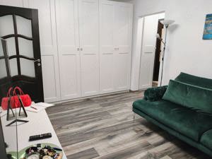 De vanzare Apartament 2 camere, complet mobilat - imagine 3