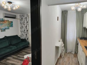 De vanzare Apartament 2 camere, complet mobilat - imagine 2