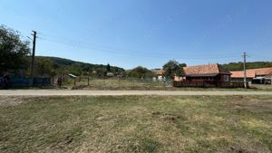 Land for sale for holiday home, close to Transilvania Motor Ring; Teren pentru casă sau cabană  - imagine 7