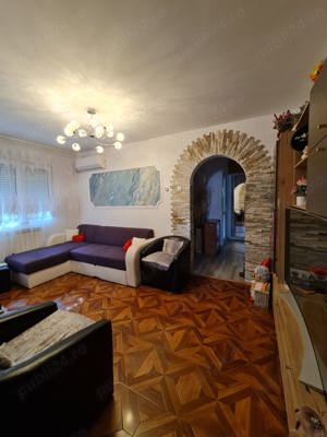 Vanzare apt 4 camere modificat in 3 cam, in Galati, Micro 39B, etaj 2 - imagine 8