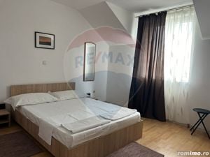 Casă / Vilă Pensiune de vanzare cu 10 camere Mamaia Nord Constanta