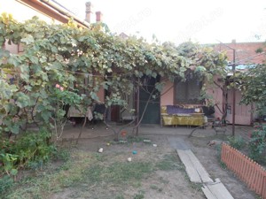 Casa, Timisoara, B-dul Cetatii, pt. SAD, comert, cabinete, afaceri diverse, apartamente, etc, com=0% - imagine 17