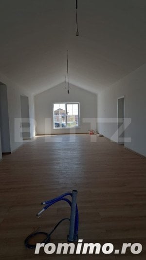 Casa semifinisata cu 4 camere, 135 mp utili, 500 mp teren - imagine 4