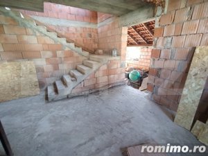 Casa la rosu,200mp,2 nivele,500 mp teren imprejmuit,zona Sigmir - imagine 5