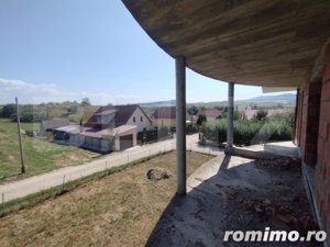 Casa la rosu,200mp,2 nivele,500 mp teren imprejmuit,zona Sigmir - imagine 8