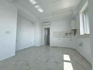 Vand apartamente cu 1,2 si 3 camere in zona Aradului