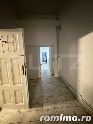 Apartament 161 mp, 5 camere, balcon, terasa, zona Neptun - imagine 5