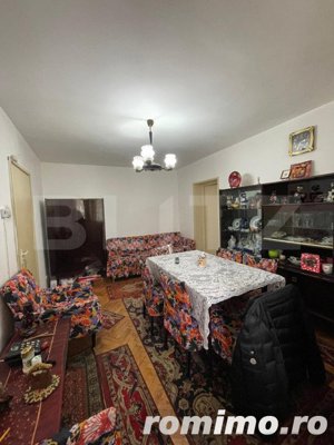 Apartament 3 camere, Zona Centrala, etajul 1