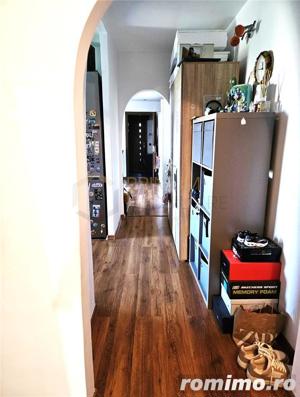 LIPOVEI - 3 cam - 2 bai - 2 balcoane - centrala proprie - clima - ETAJ 3