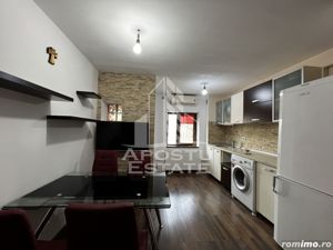 Apartament 2 camere, decomandat, garaj, zona Dorobantilor - imagine 3