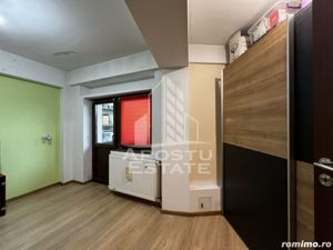 Apartament 2 camere, decomandat, garaj, zona Dorobantilor - imagine 6