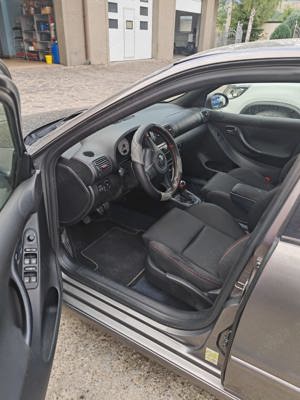 Seat Leon Cupra R 1M - imagine 5 Seat Leon Cupra R 1M - imagine 5