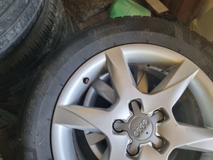 4 cauciucuri de iarna 205 60 16 cu jante de aliaj de audi 5x112 montate și echilibrate la 300 euro s