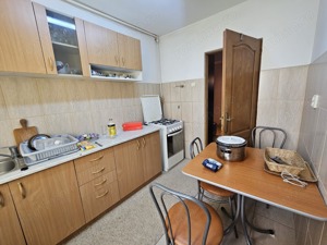 Apartament de vanzare sau inchiriere,zona Piata  - imagine 5