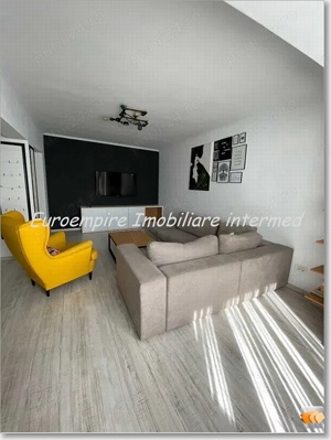 Apartament 4 camere de vanzare zona Faleza Nord - imagine 2