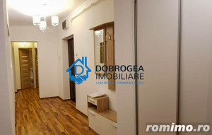 CENTRAL-APARTAMENT 3 CAMERE DECOMANDAT. ULTRADOTAT SI MOBILAT. - imagine 5