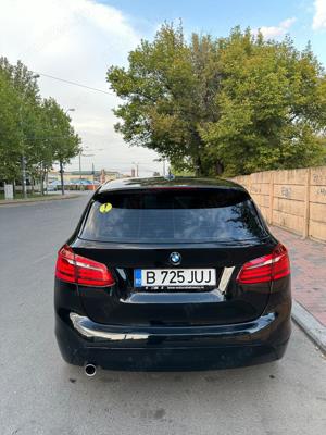 BMW Hybrid plugin 225 XE - imagine 4