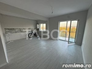 Apartament 2 camere cu balcon si boxa in bloc cu lift zona Selimbar