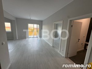 Apartament 2 camere cu balcon si boxa in bloc cu lift zona Selimbar - imagine 4