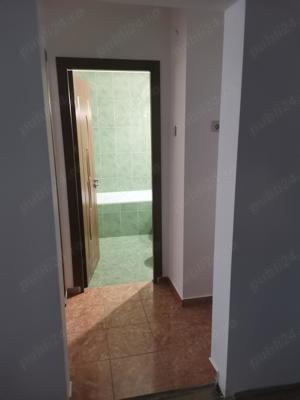 Închiriez apartament 2 cam - imagine 4