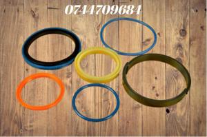 Kit de garnituri jcb 3cx si 4cx pentru toata gama de cilindri - imagine 10