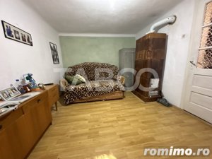 Casa de vanzare 4 camere anexe gospodaresti 1818 mp teren in Parau - imagine 4