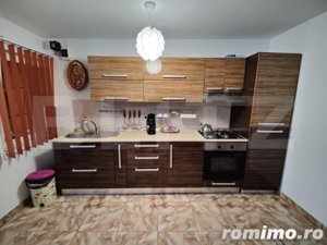 Casa cu 5 camere, curte si gradina, zona Campului - imagine 8