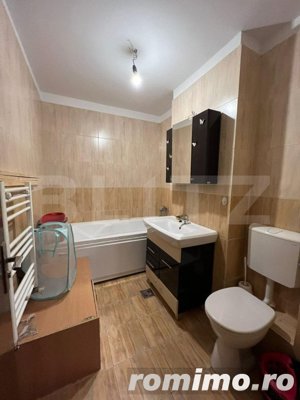 Apartament 3 camere, decomandat, 78 mp, 2 parcari subterane, boxa, zona Porii - imagine 12