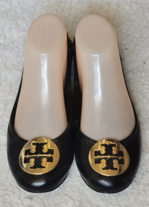 Balerini negri dama piele naturala Tory Burch logo metalic supradimensionat auriu opinci femei - imagine 2