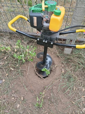 Închiriez motoforeza, sap gropi  - imagine 2