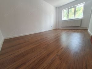 PROPRIETAR DIRECT, Apartament 1 cameră complet renovat la BULEVARD! ! - imagine 2