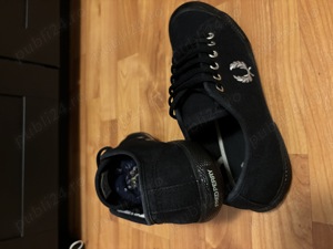 Tenesi Fred Perry negri in conditie buna marimea 40 - imagine 7