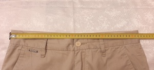 Pantaloni scurti Guess, marime 31 - imagine 2