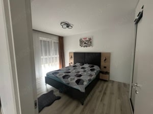 Apartament de vânzare cu 3 camere  - imagine 4